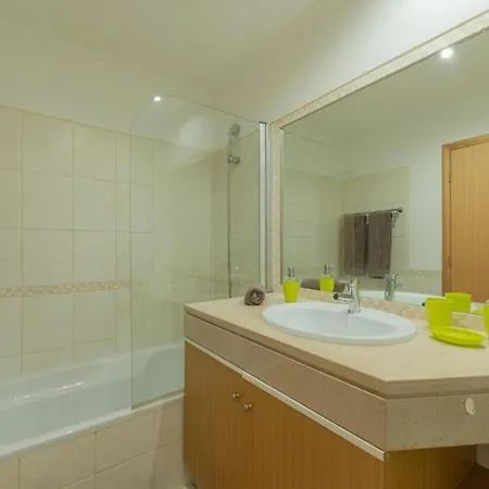 Vista Ondas 208 By Js * Olhos de Agua (Albufeira)